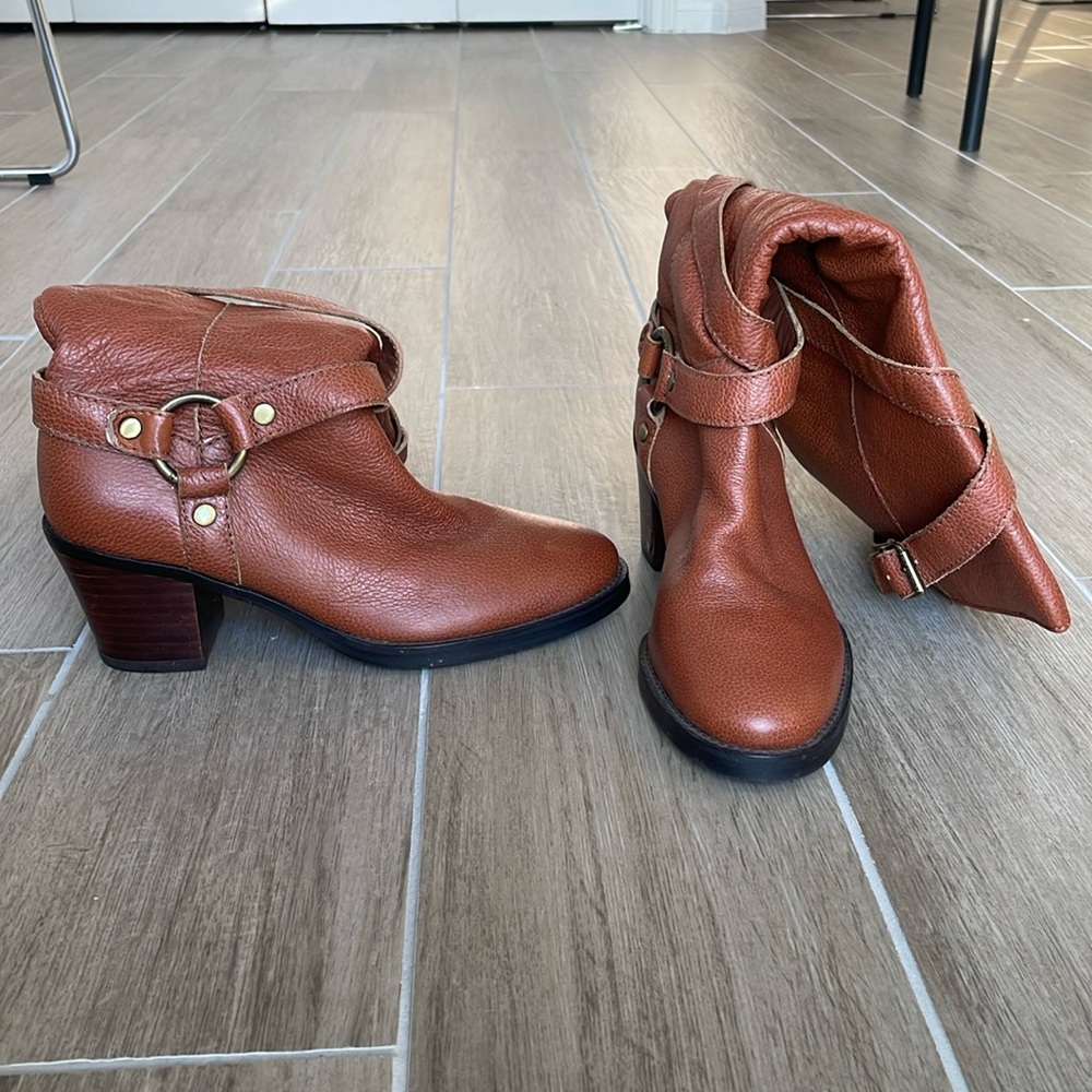 Lauren Women’s leather boots, lined, v warm